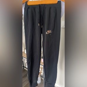 NIKE SPORTSWEAR AIR JOGGER